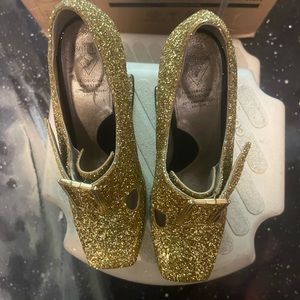 Gold Munster Fluevogs size 10 platform heels